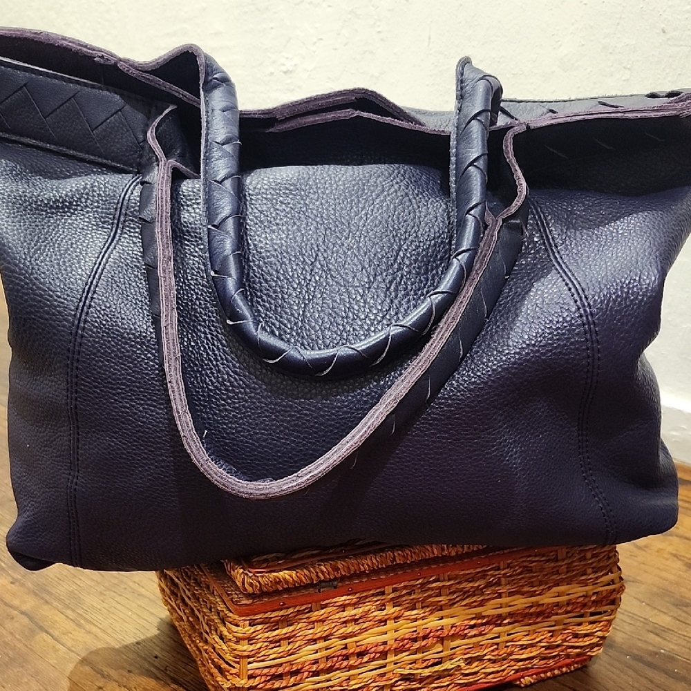 Banana Republic Leather Tote